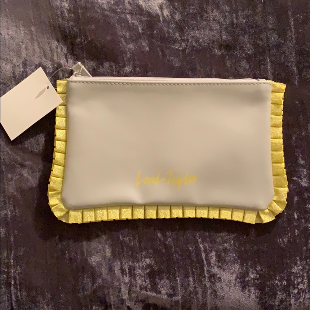 Makeup pouch